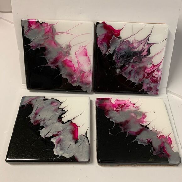 HANDCRAFTED COASTERS CERAMIC HANDPAINTED- Set of 4 - Picture 1 of 6